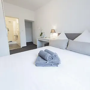 Berolina Haus Estalagem Düsseldorf